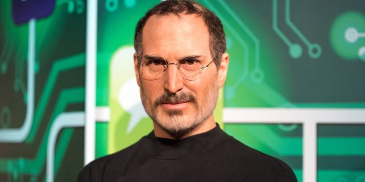 Steve Jobs, cofundador da Apple: "Sua obra vai preencher grande parte da sua vida, e a única maneira de estar verdadeiramente satisfeito é fazer o que você acredita ser um grande trabalho."