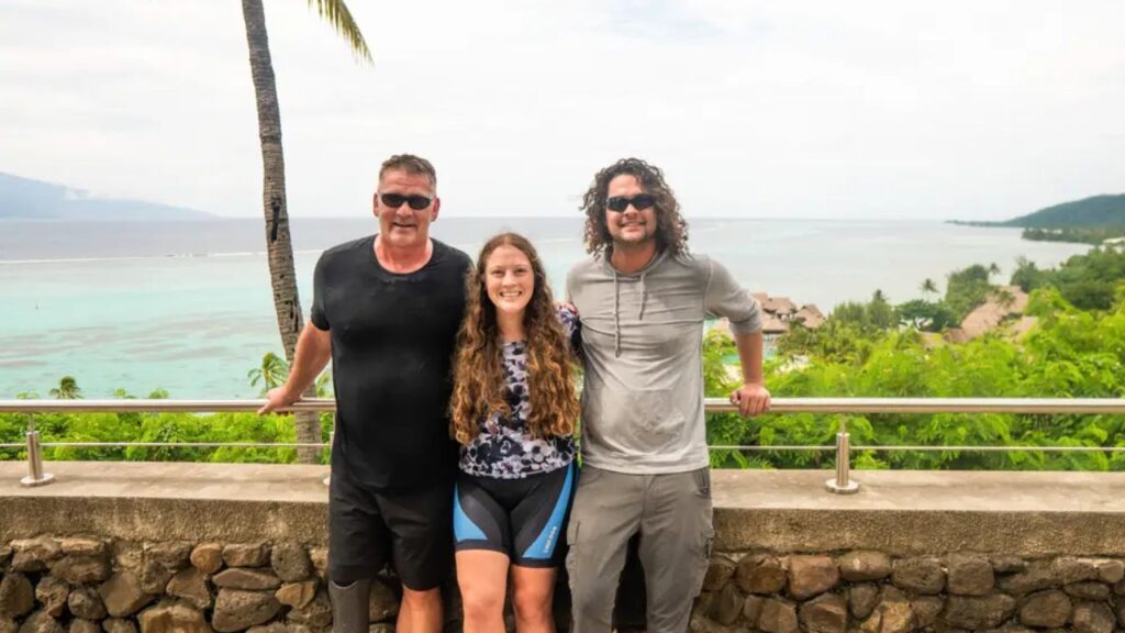 Meu namorado e eu levamos o pai dele para nossas férias. Não foi muito romântico, mas ainda assim nos divertimos muito