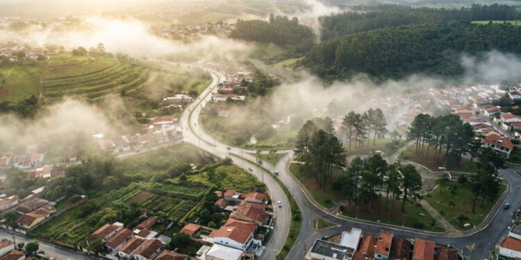 Sete colinas a mais de 800 metros de altitude e friozinho europeu no Nordeste: a Suíça Pernambucana que abriga o maior festival multicultural da América Latina