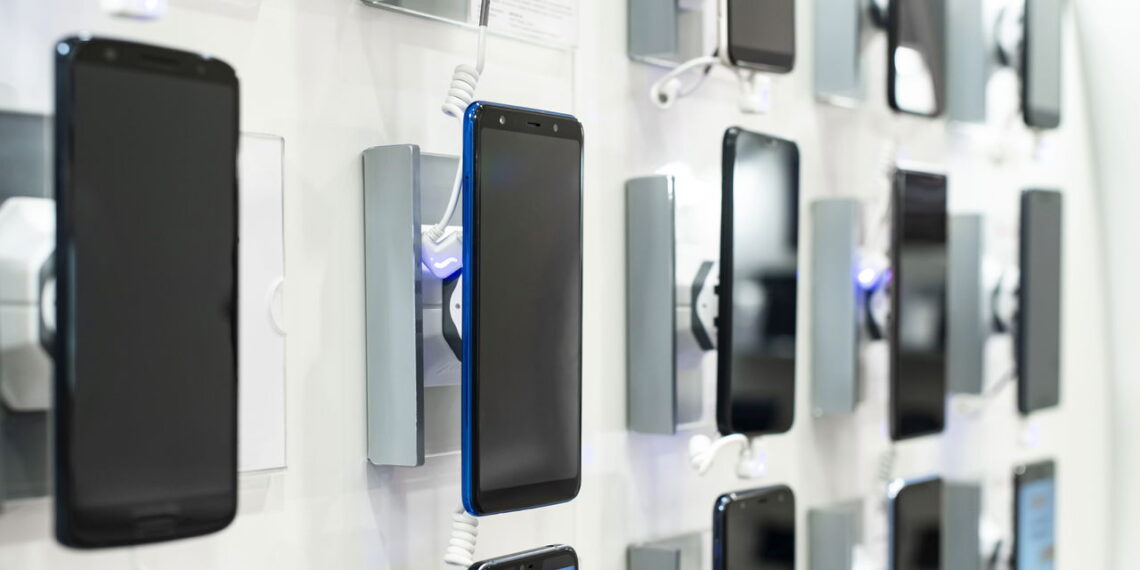 Top 5 celulares ‘à prova d’água’ que estão com descontos