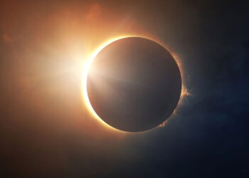 Márcia Sensitiva revela como o eclipse solar mudará seu destino
