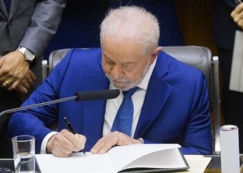 Nova lei impacta feriados e domingos a partir de 1º de julho de 2025