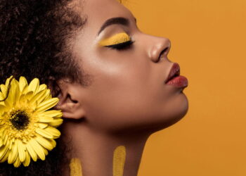 As cores mais vibrantes de 2025 para arrasar na make