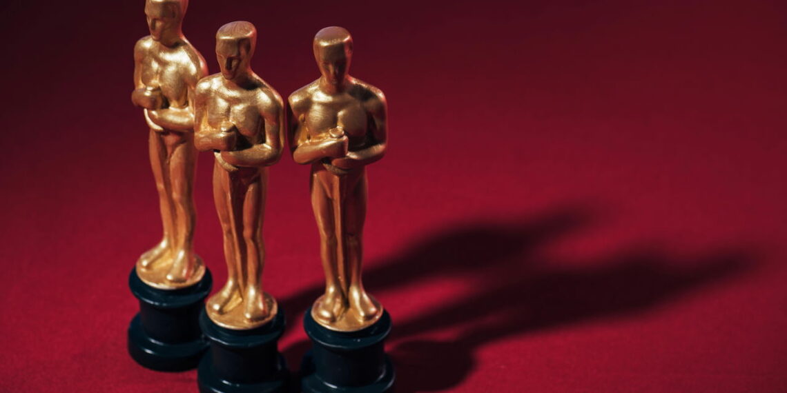 Veja os looks deslumbrantes das estrelas no Oscar 2025