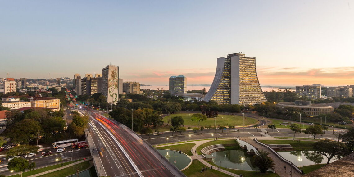 As 7 melhores cidades do Brasil para trabalhar em 2025