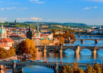 Essa é a melhor cidade da Europa para viajar sem gastar muito