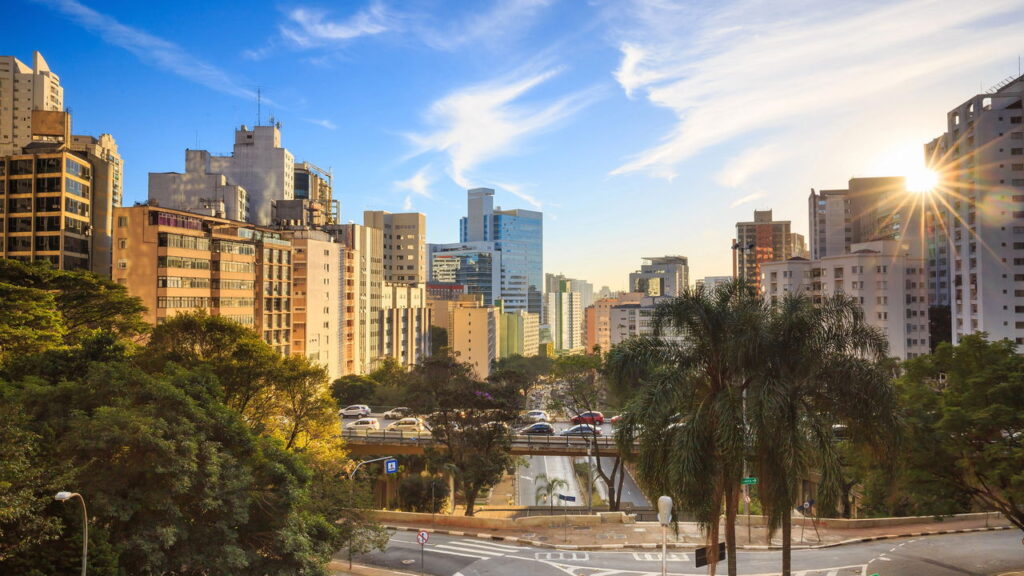 As 7 melhores cidades do Brasil para trabalhar em 2025
