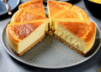 Saiba fazer um bolo simples, mas muito gostoso e cremoso com essa receita