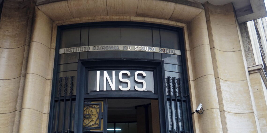 INSS recusa benefícios e milhares de segurados são afetados