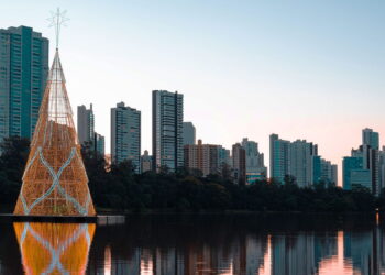 Cidade no interior do PR surpreende visitantes com vida de luxo e qualidade de vida elevada