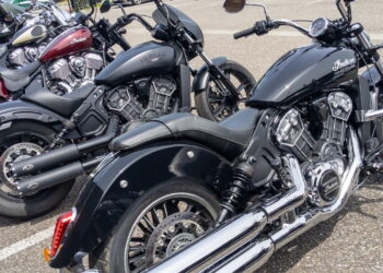 Confira os modelos de motocicletas mais vendidas com o melhor custo beneficio de abril