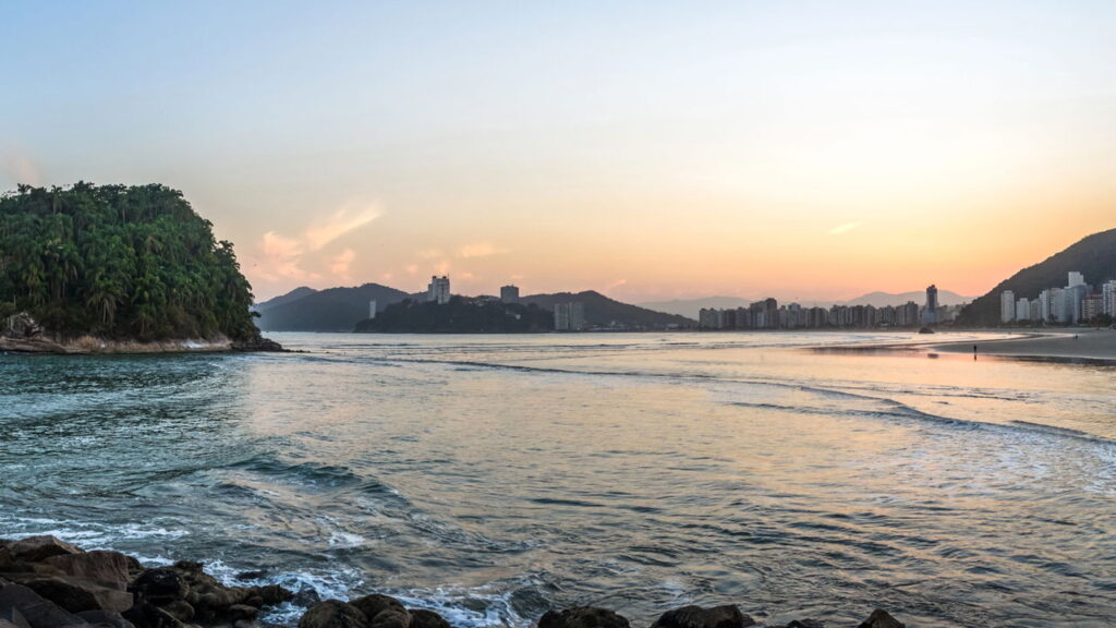 Cidade do litoral paulista entra para ranking global e choca o mundo

