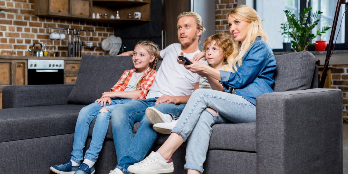 Conheça as melhores séries para assistir com sua família