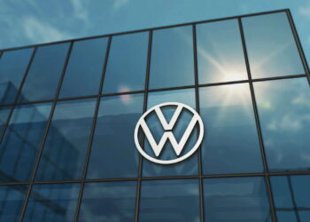 Volkswagen Polo dispara nas vendas e ameaça liderança da Strada