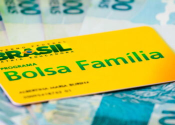 Famílias brasileiras estão em perigo de perder o seu benefício se não cumprir regras do programa
