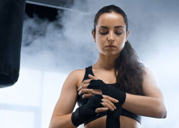 Boxe é o novo pilates? Descubra por que o Fit Box tá bombando entre as mulheres!