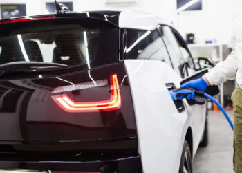 Top 10 carros híbridos mais econômicos e práticos de 2025