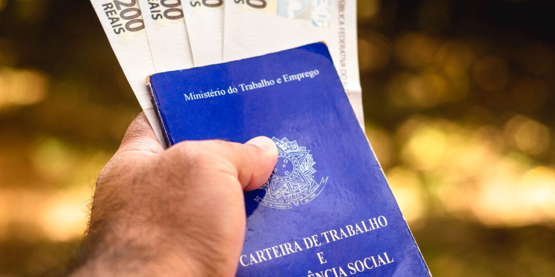 Prefeitura de Pinhais abre 48 vagas em novo concurso público com salários de até R$ 9 MIL