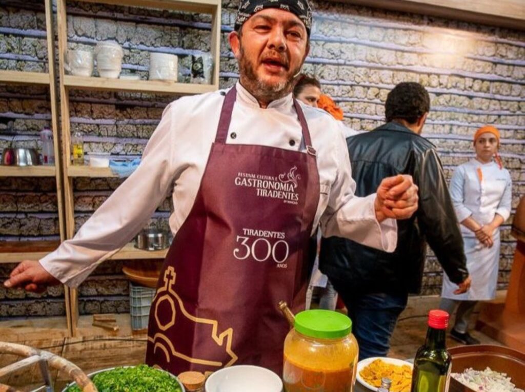 Morre aos 53 anos um dos maiores chefs de cozinha do Brasil, deixando um legado inesquecível.


