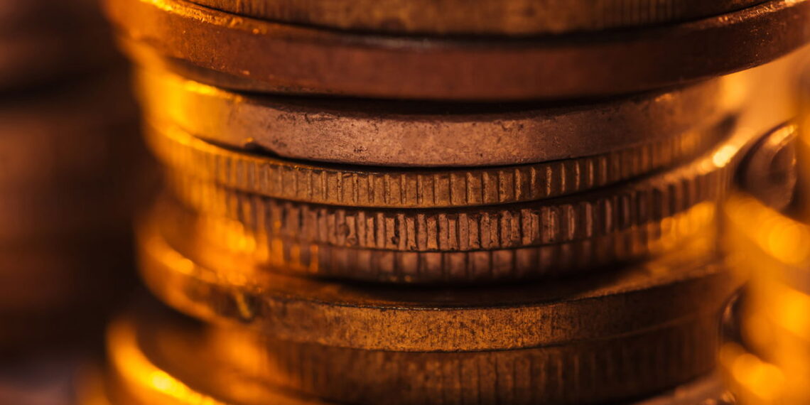 Onde colocar moedas para atrair riqueza segundo o Feng Shui