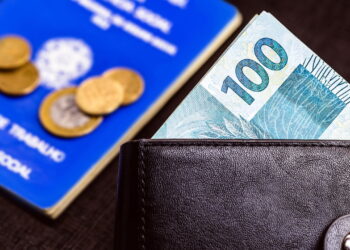 Confira qual é o novo valor do salário mínimo em 2025 e quanto está sendo pago este ano!