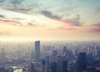 Uma das cidades mais vibrantes do mundo ganhou novos moradores por sua cultura oriental