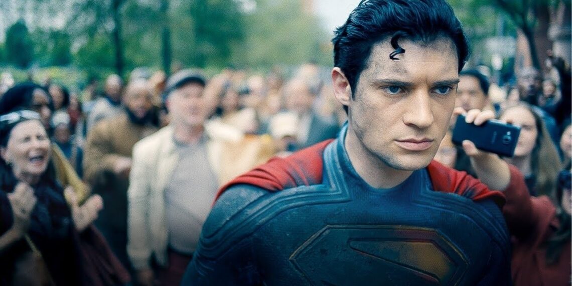 Trailer do filme Superman revela novos vilões e heróis deixando os fãs eufóricos