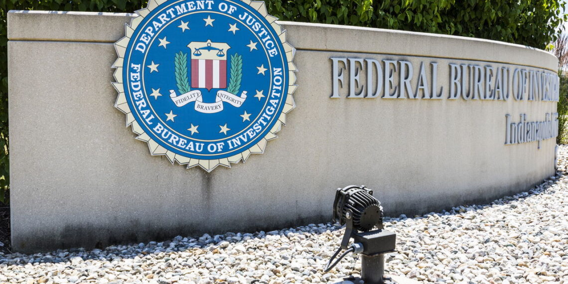 FBI alerta para novo golpe que está enganando usuários de celular