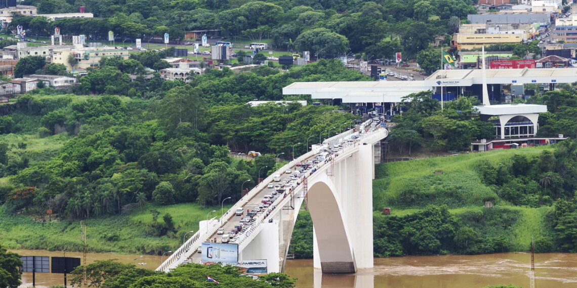 Cidade brasileira atrai mais de 1 milhão de visitantes por ano do mundo todo com sua paisagem encantadora
