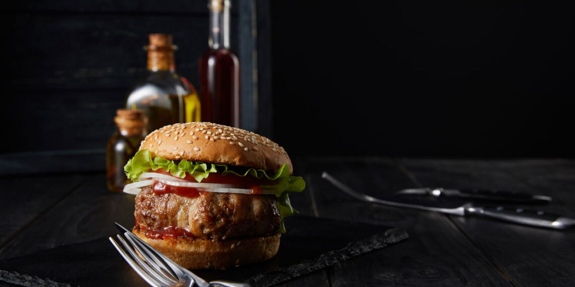 O segredo por trás do hambúrguer fit que está conquistando quem ama comer bem