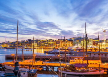 Cidade encanta visitantes e novos moradores em 2025 com sua fusão única de modernidade e natureza