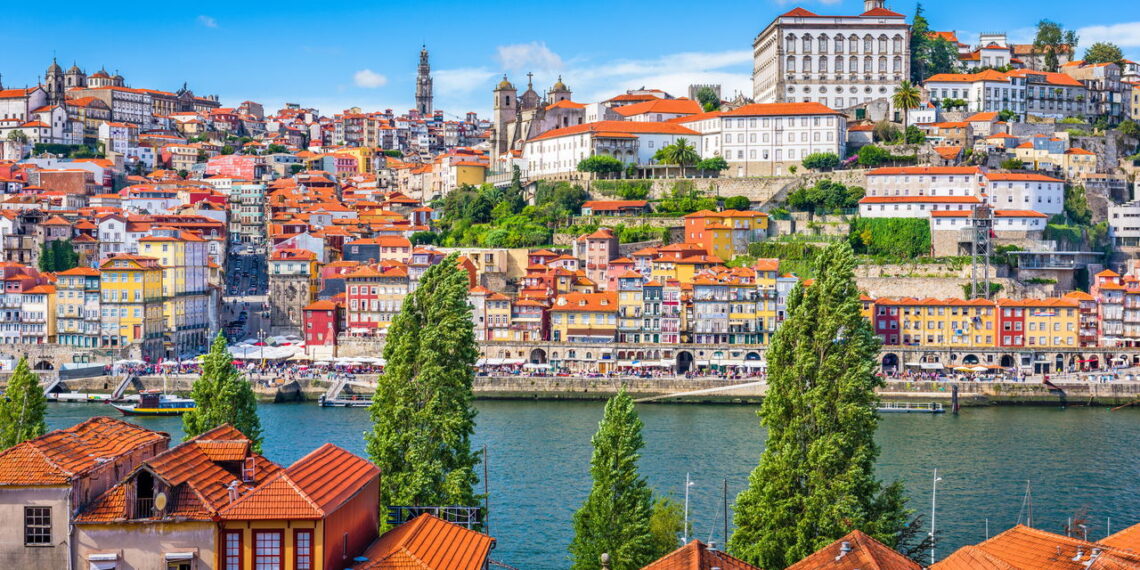 A cidade portuguesa que une história e modernidade em cada esquina
