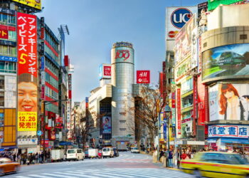 Cidade é visitada por mais de 35 milhões de visitantes por ser um grande centro econômico