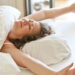 Quer mais disposição durante o dia? Tente estes alongamentos matinais simples