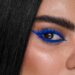 5 formas incríveis de usar máscara azul para arrasar em qualquer ocasião