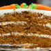 Receita te da passo a passo para fazer o melhor bolo de cenoura depois do almoço