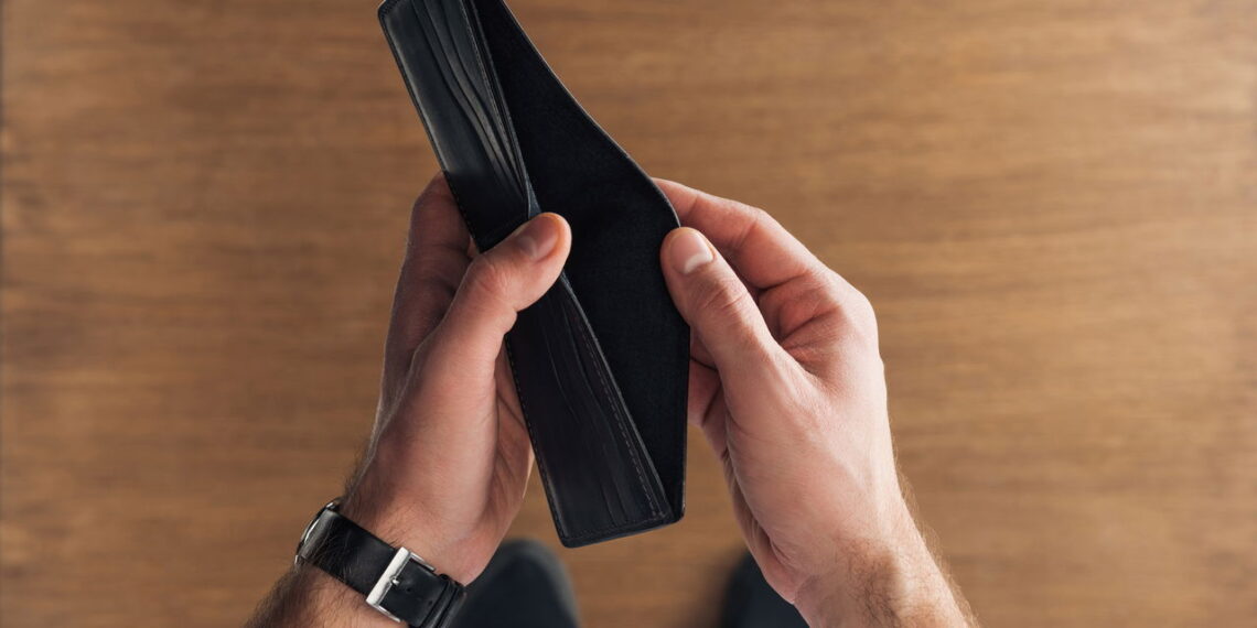 Aprenda a fazer uma carteira ecológica ainda hoje