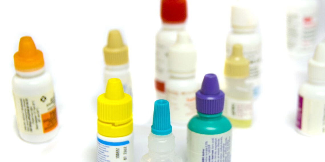 Autoridades pedem que este colírio anti-inflamatório pare de ser consumido imediatamente