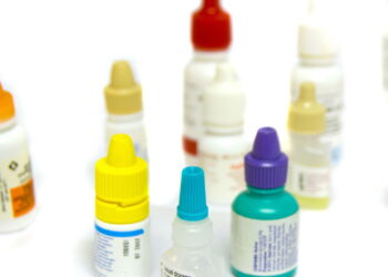 Autoridades pedem que este colírio anti-inflamatório pare de ser consumido imediatamente
