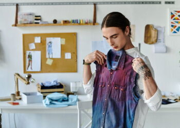 Transforme suas camisetas com ideias criativas que você vai amar