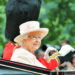 De cartas à internet como Elizabeth II viu tudo acontecer