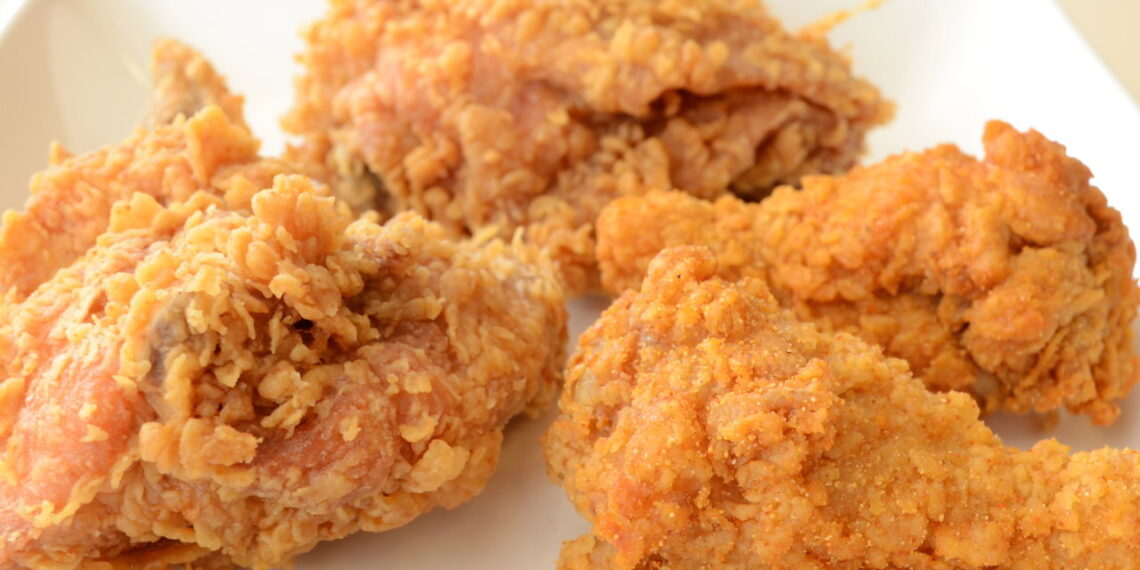 Frango empanado saudável que ninguém conta como fazer perfeito