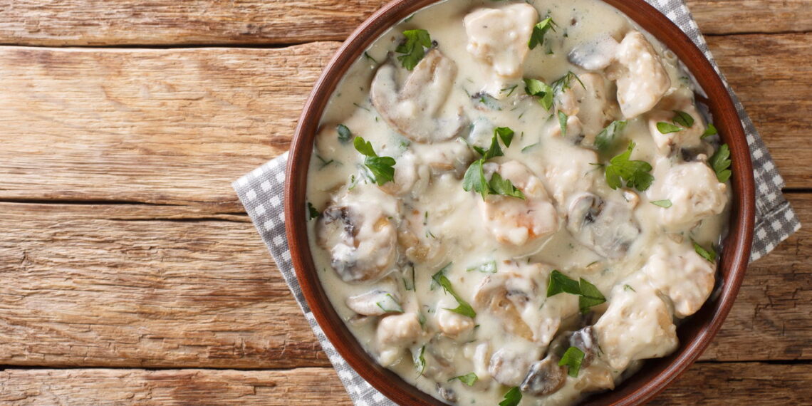 Receita para fazer o melhor fricassê de frango para seu almoço ser inesquecível