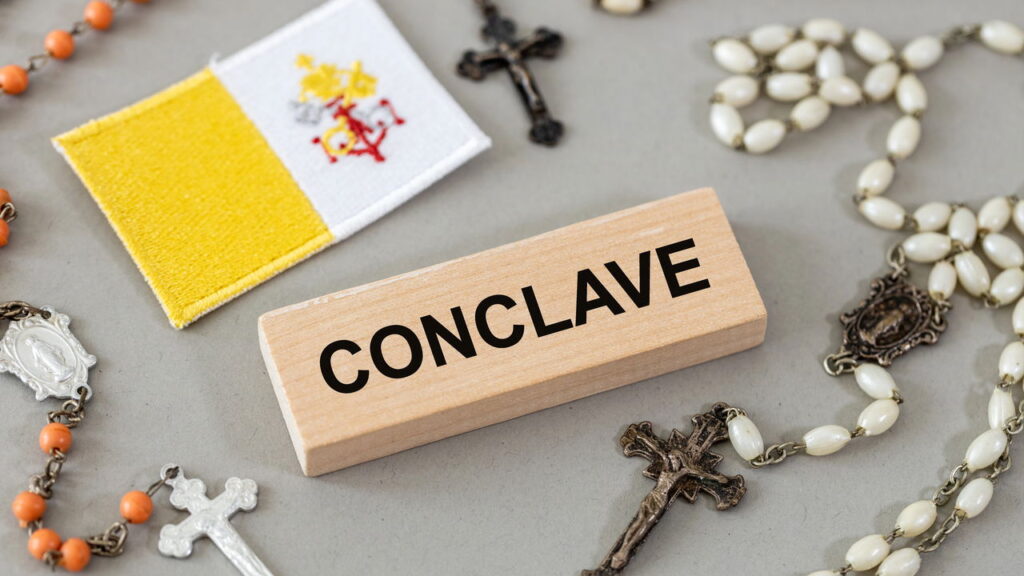 Detalhe escondido no funeral do Papa revela nova tradição