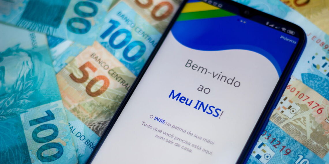 Aprenda da melhor forma não cair em golpe quando for pedir ressarcimento do INSS