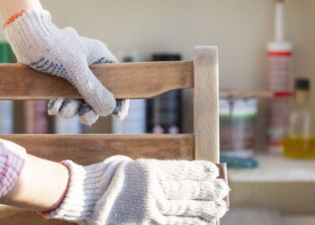 Como renovar móveis antigos com essas dicas sem gastar muito