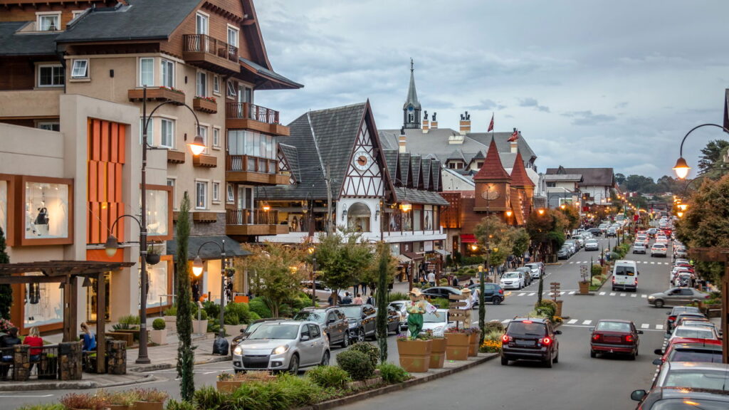 Gramado e Campos do Jordão saiba qual é a sua cara no inverno