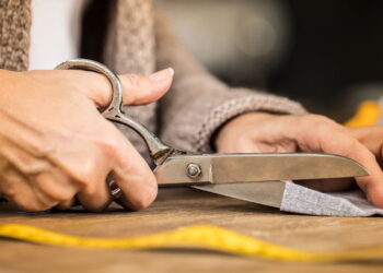 Dica genial de corte transforma qualquer peça em destaque