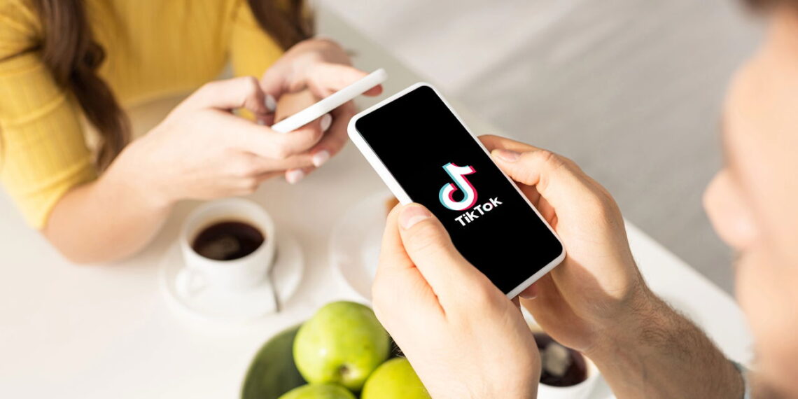 Essa prática viral do TikTok pode mudar seus relacionamentos