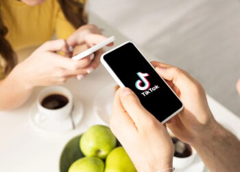 Essa prática viral do TikTok pode mudar seus relacionamentos